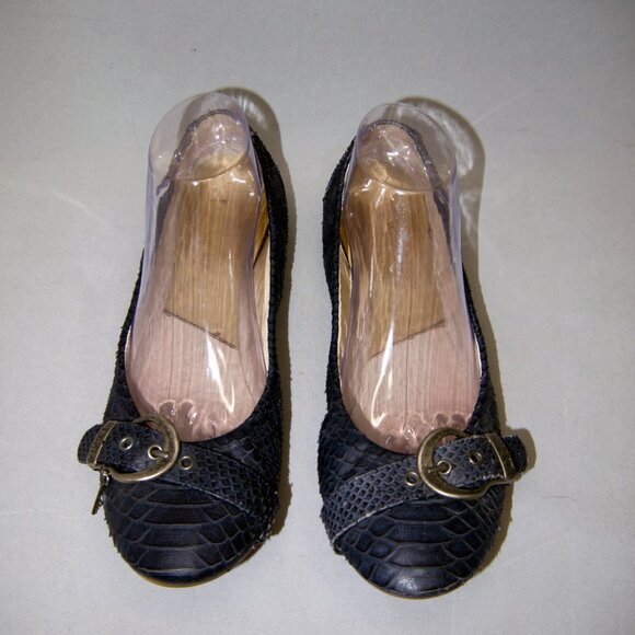 Snakeskin Ballet Flats in Navy Blue Round Toe with Buckle & Charm Size 11 Python - Picture 2 of 11